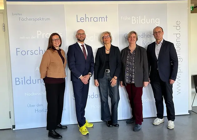 Das Rektoratsteam der PH v.l.n.r.: Prof. Dr. Jana Krüger, Prof. Dr. Kim-Patrick Sabla-Dimitrov, Prof. Dr. Petra M. Lührmann, Prof. Dr. Marita Kampshoff, Edgar Buhl. 