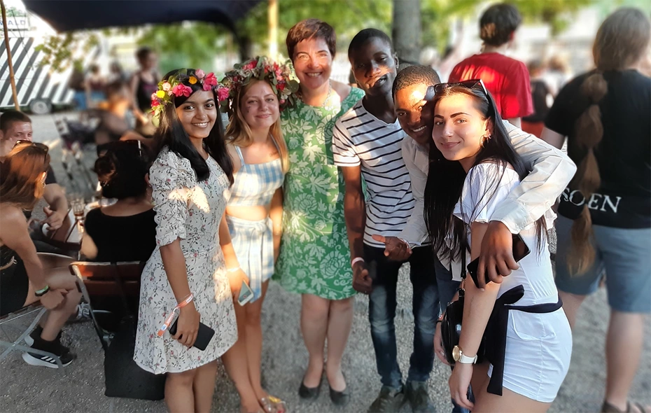 Foto BW-Sommerfest (Gruppenbild von sechs Personen)